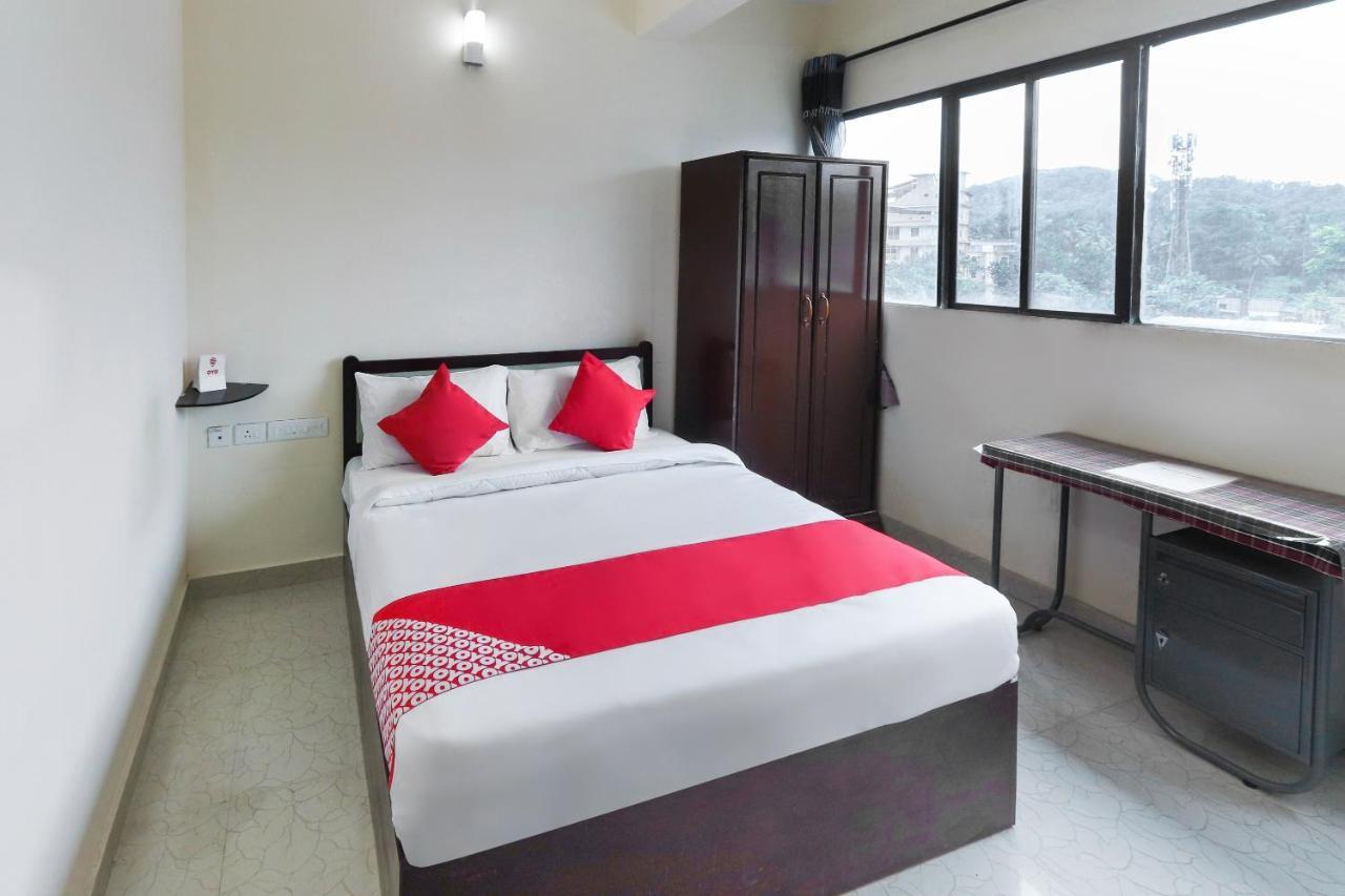 Oyo 49244 Green Castle Residency Hotel Nedumkandam Exterior foto